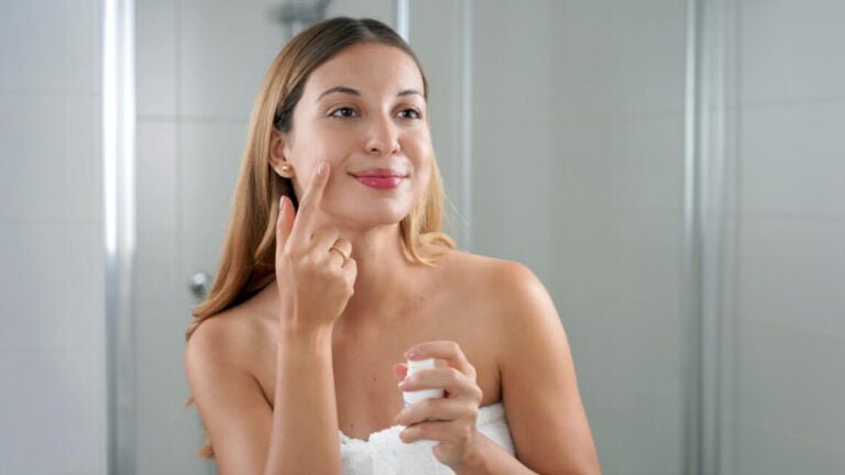 martwy naskórek?,Warstwa rogowa,Pielęgnacja skóry po peelingu,złuszczanie naskórka |