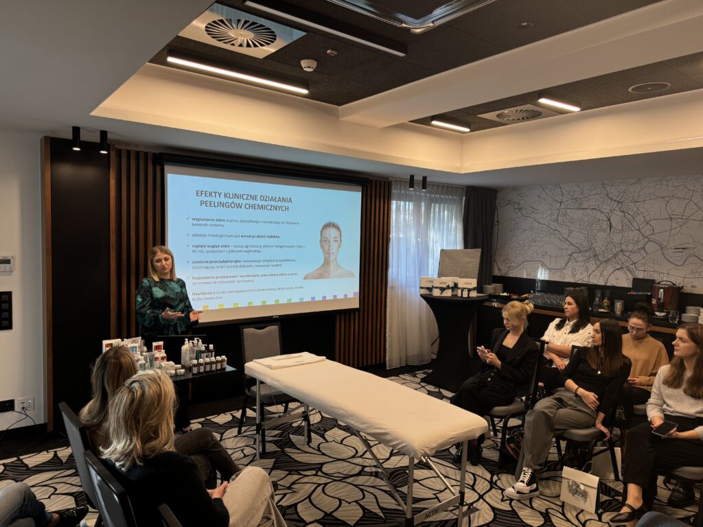 Dottore Cosmeceutici | Październik – akademia dottore i szkolenia w salonach kosmetycznych szkolenia |