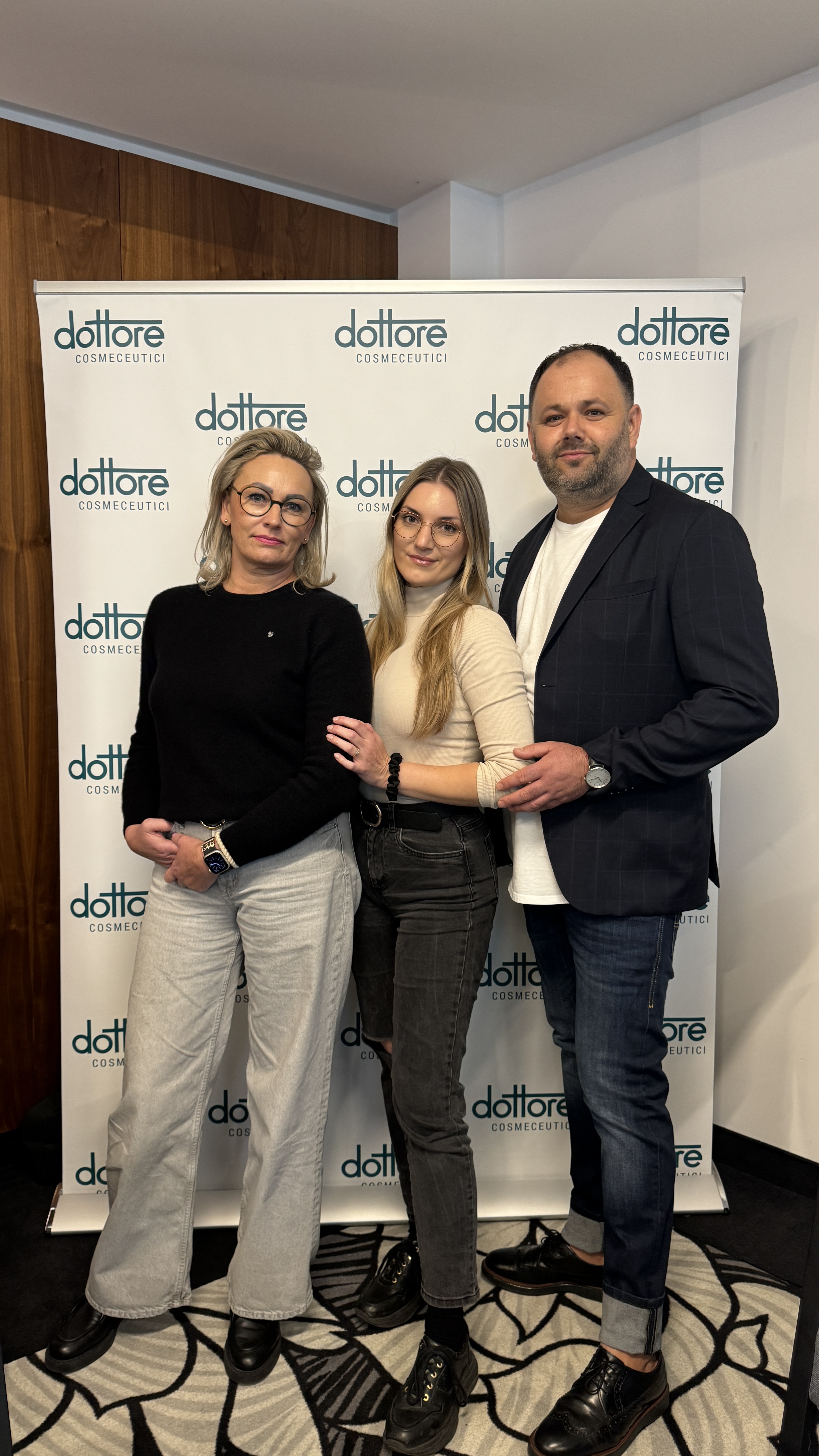 Dottore Cosmeceutici | Październik – akademia dottore i szkolenia w salonach kosmetycznych szkolenia |