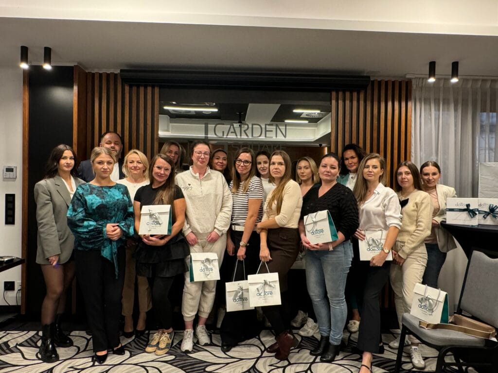 Dottore Cosmeceutici | Październik – akademia dottore i szkolenia w salonach kosmetycznych Ruszyły szkolenia w ramach akademii dottore